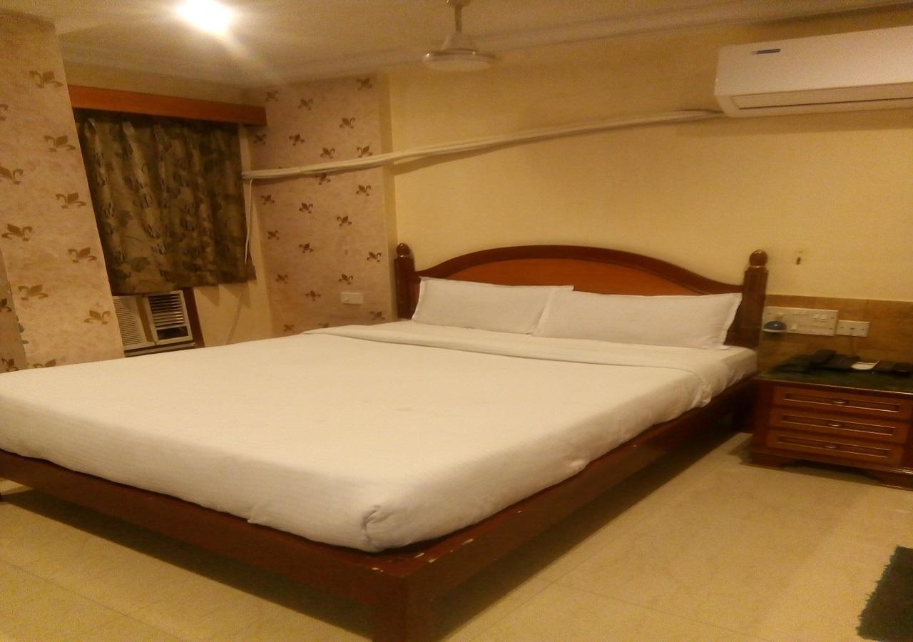 Hotel Monsoon Palace グワーハーティー エクステリア 写真